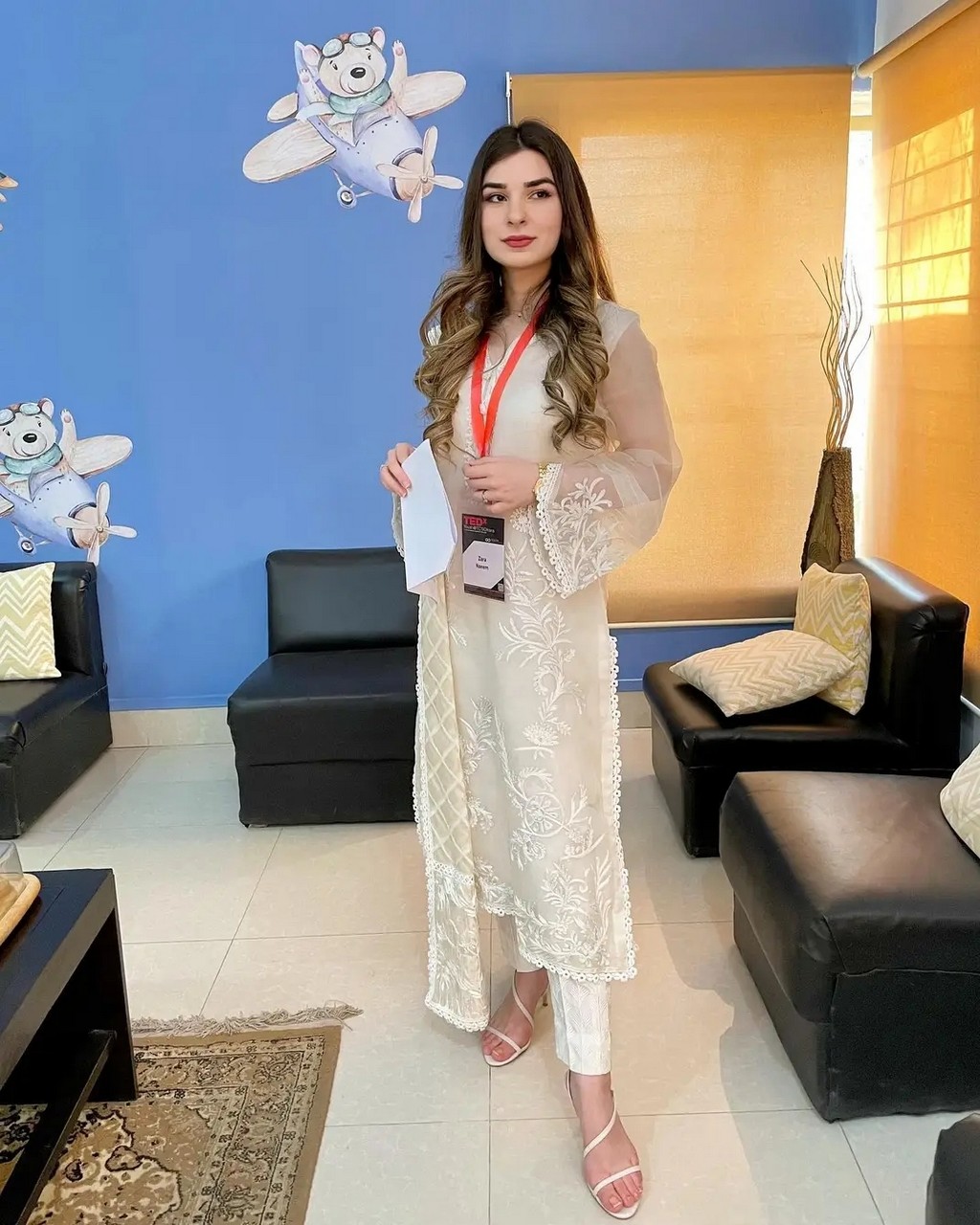 Zara Naeem Feet