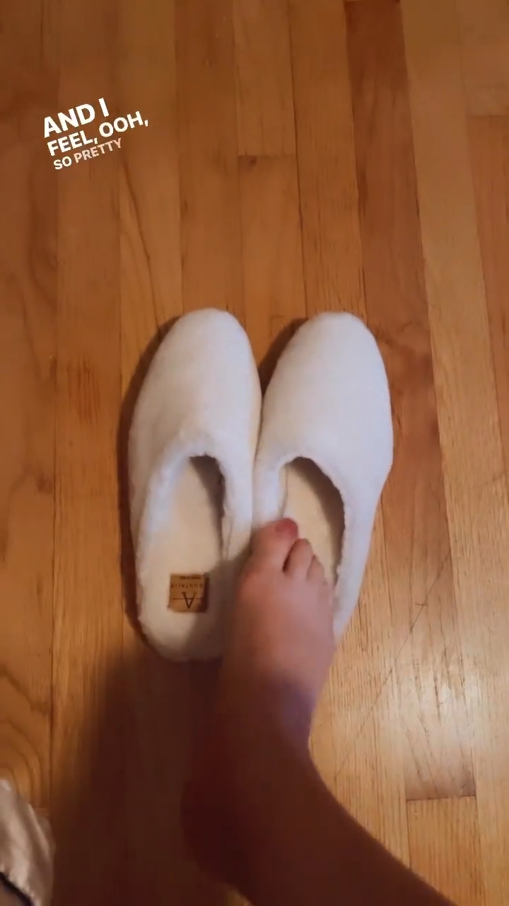 Amara Vayder Feet