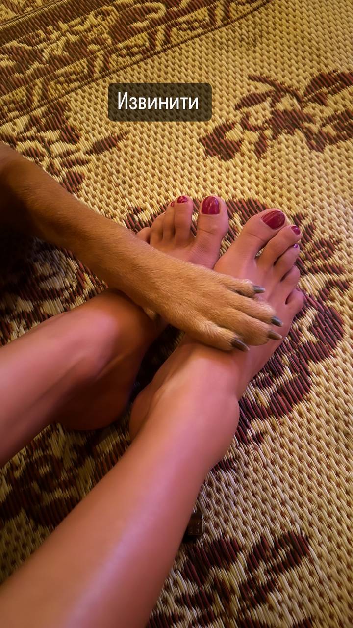 Aglaya Tarasova Feet